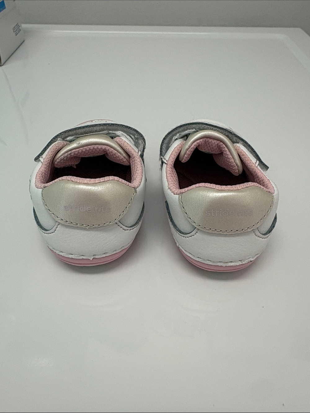 Toddler Girls White and Pink stride rite Sneakers - Picture 3 of 5